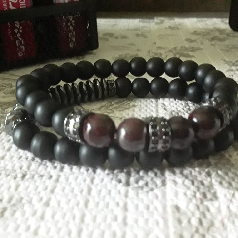 Elastic tiger bead bracelet